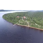Отель Korpikartano Инари