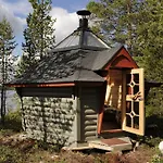 Korpikartano Inari