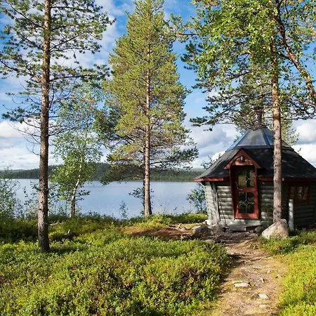 Hotel Korpikartano Inari
