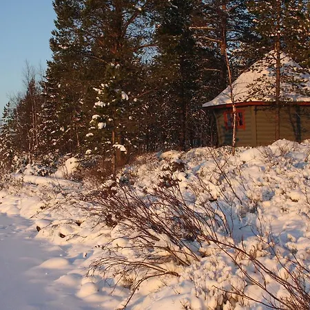 Korpikartano Inari
