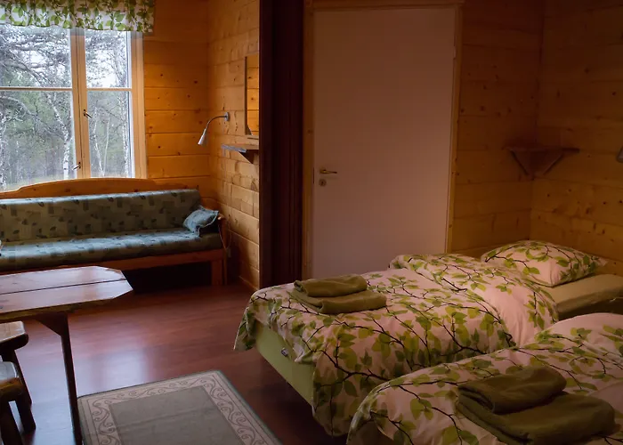 מלון Korpikartano