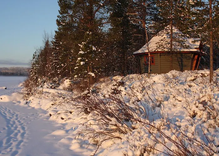 Korpikartano אינארי